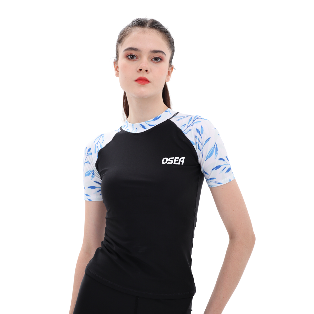 Áo bơi tay ngắn cổ tròn - Đen - Black Short Sleeves Swim Shirt
